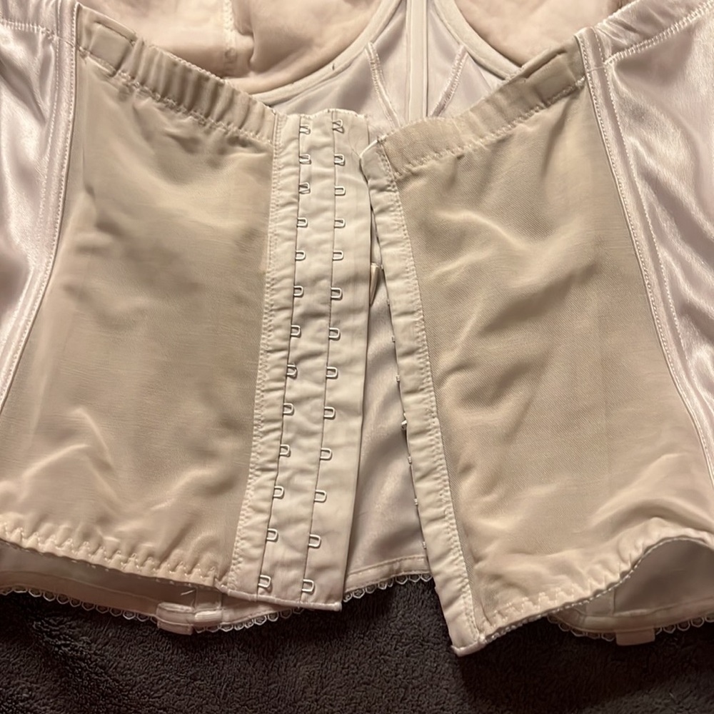 Long bra - Picture 3 of 5